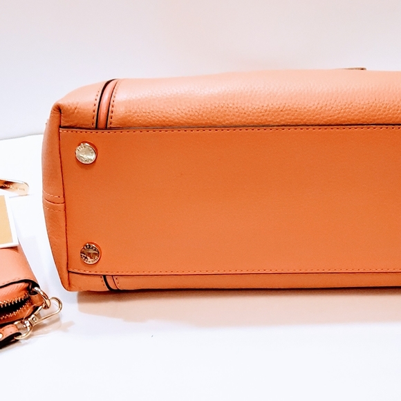 Michael Kors Lenox Peach LG Satchel & Wallet - Picture 14 of 16